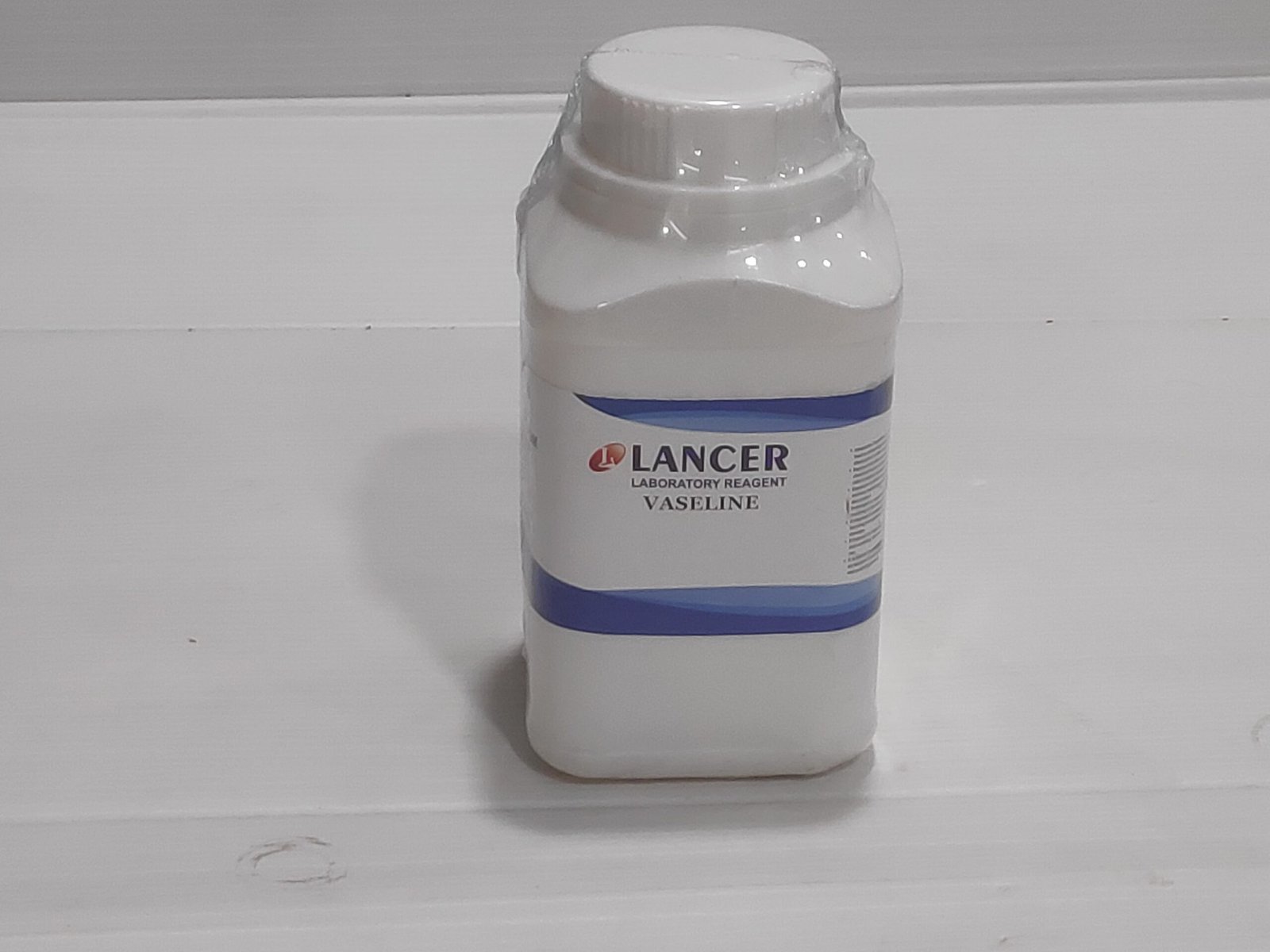 Vaseline (White) (Petroleum Jelly)-Lancer