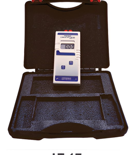 Portable Conductivity Meter LT-17 – Labtronics